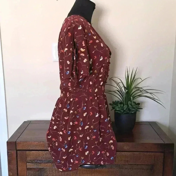 Madewell Floral  Romper Burgandy Size 6 Carnations Short Flutter Sleeve - Picture 7 of 16